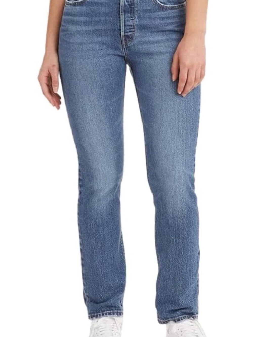 Women's Levi’s 501 Jeans in Medium Blue Denim